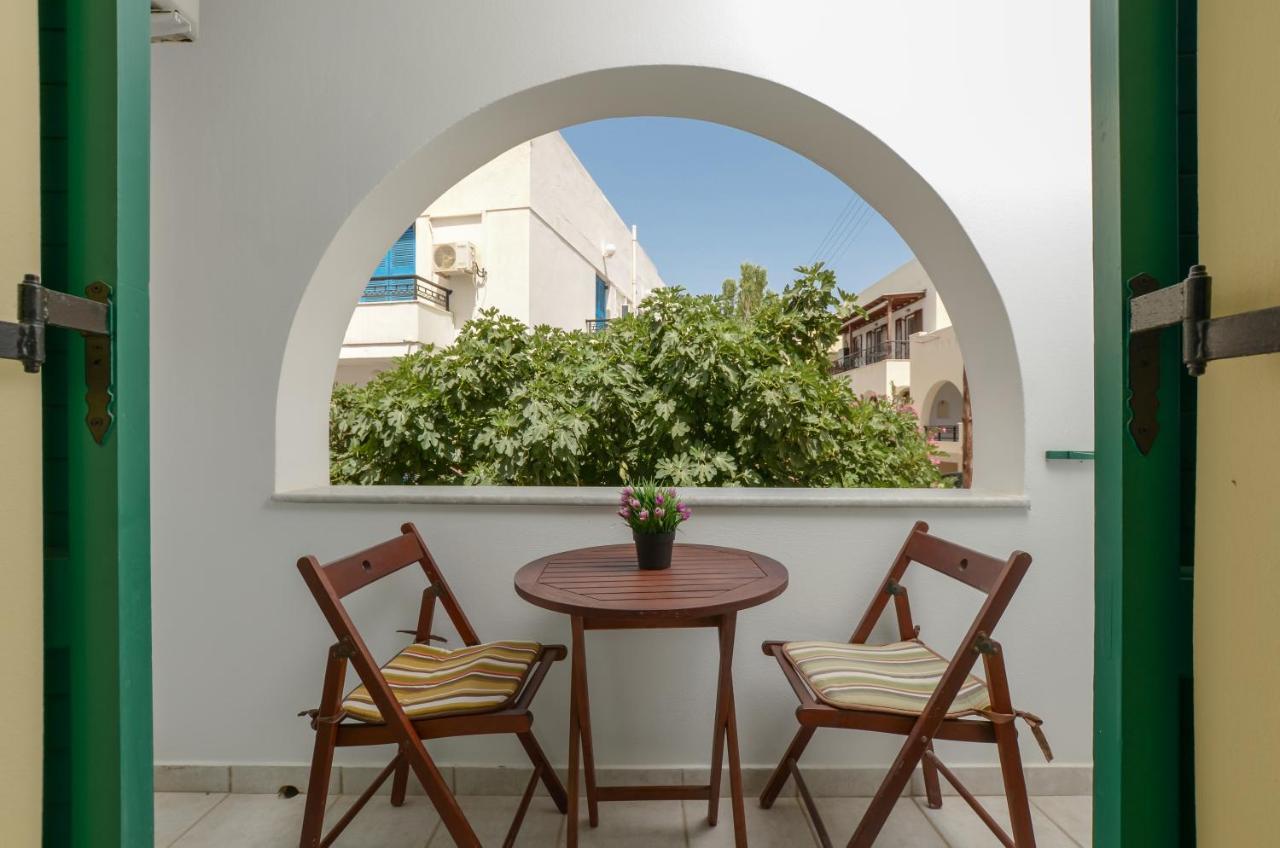 Simos Luxury Apartments Naxos City Kültér fotó